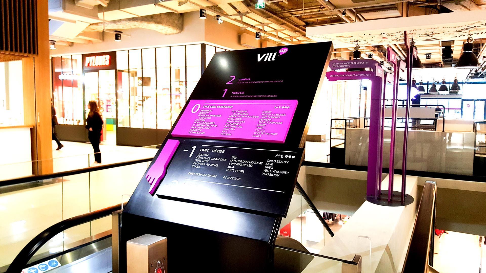 Totem directory décor relief Vill'Up