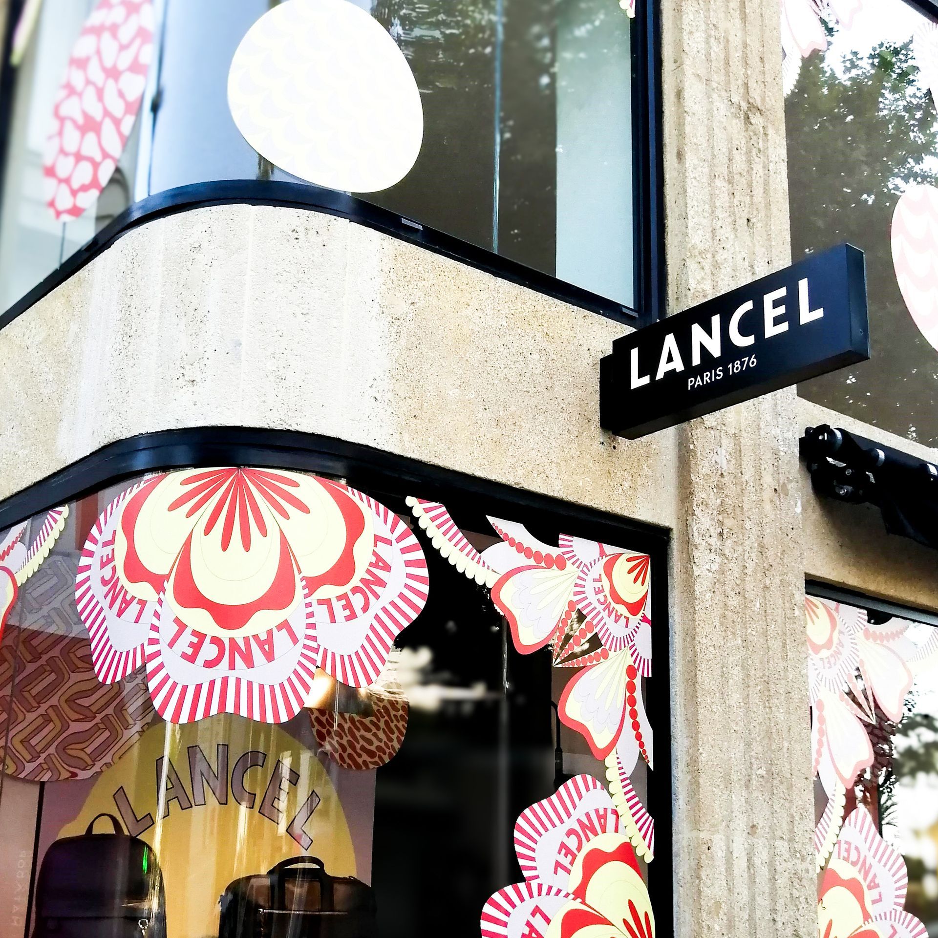 Boutique cœur de ville Lancel