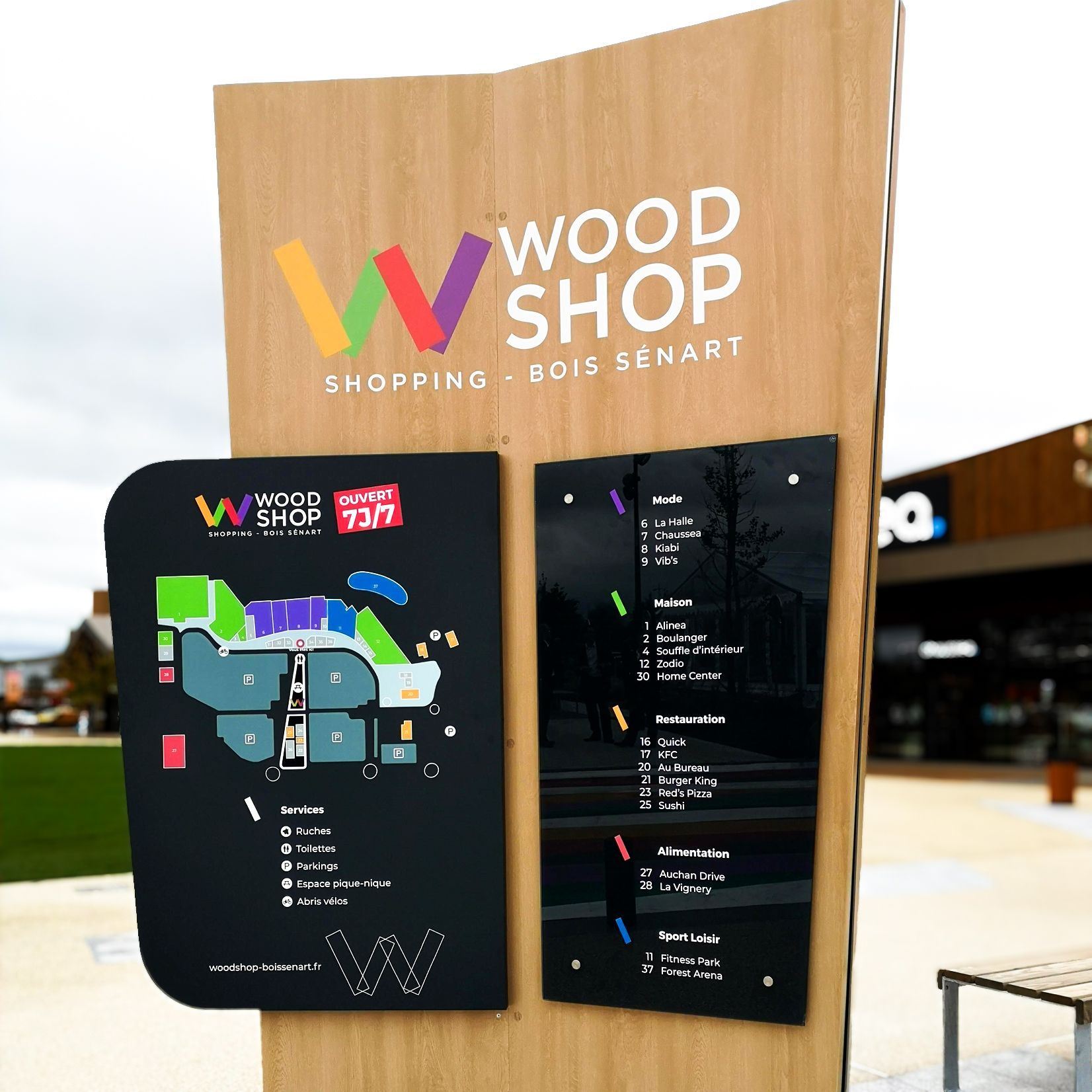 Shopping center Woodshop