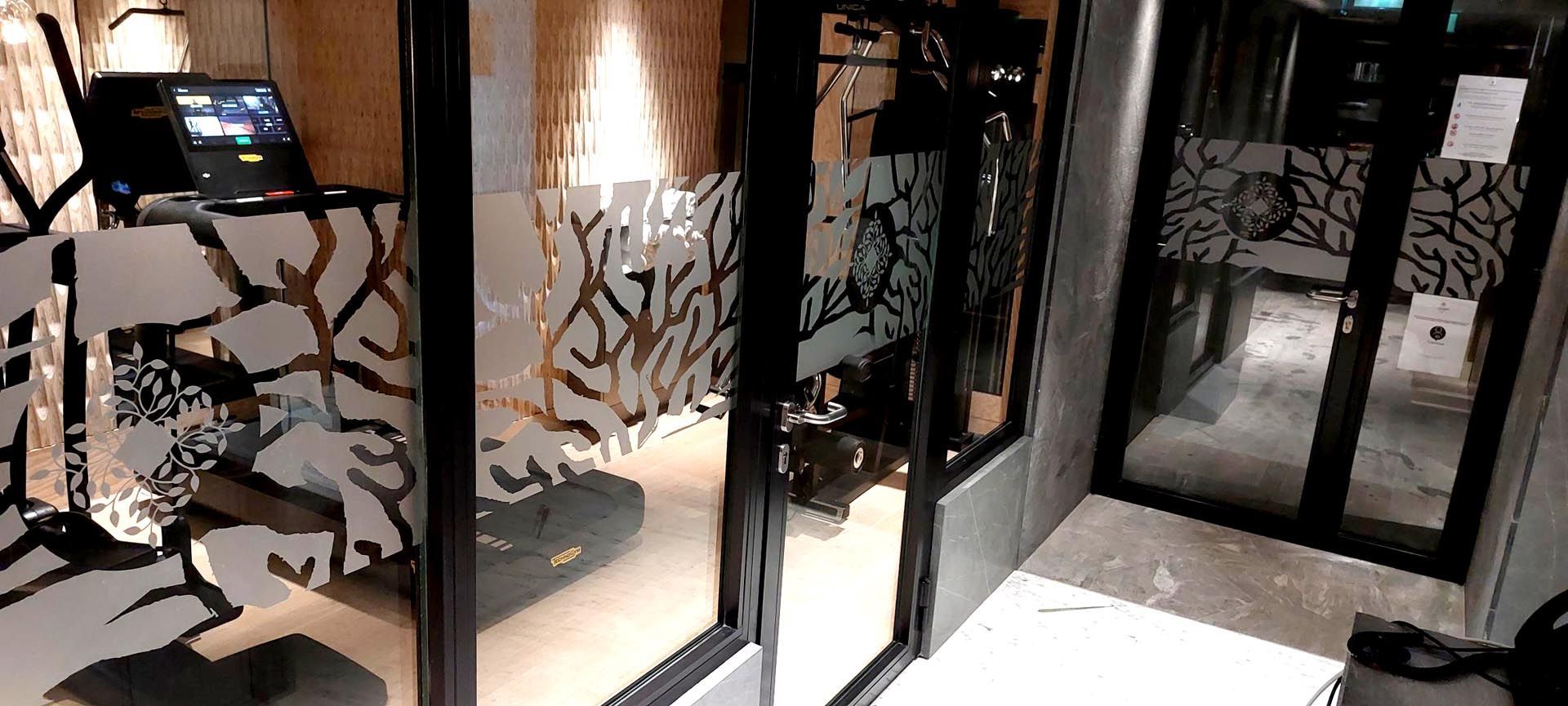 Vitrophanie, Demeure Montaigne, Salle fitness