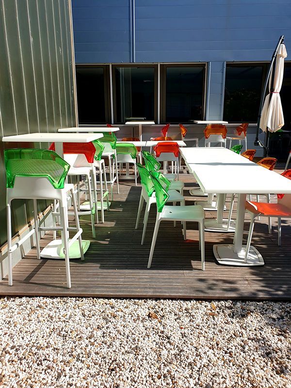 Tables en terrasse