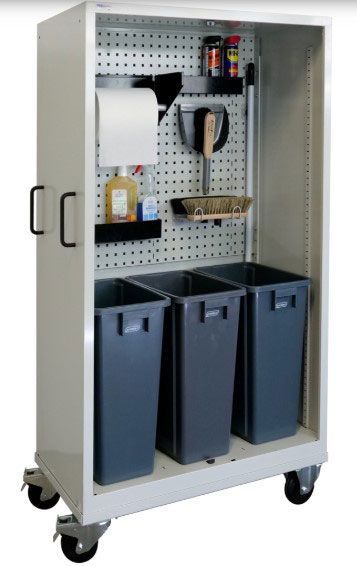 Station de nettoyage sur roulettes