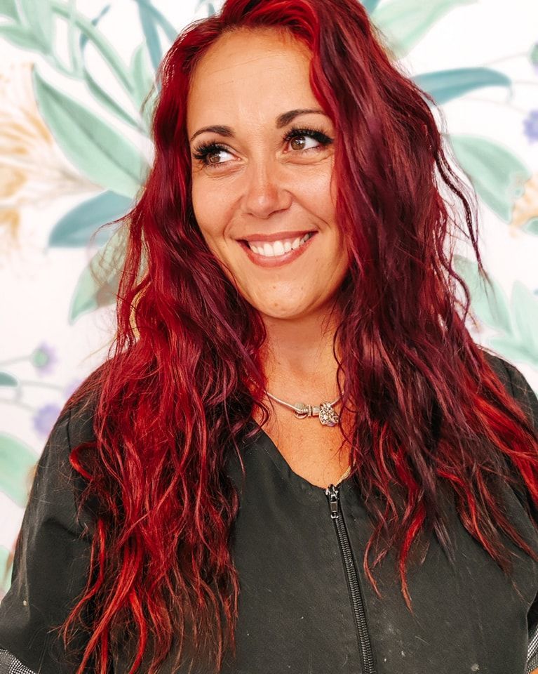 Photo d'Alexia, experte capillaire.