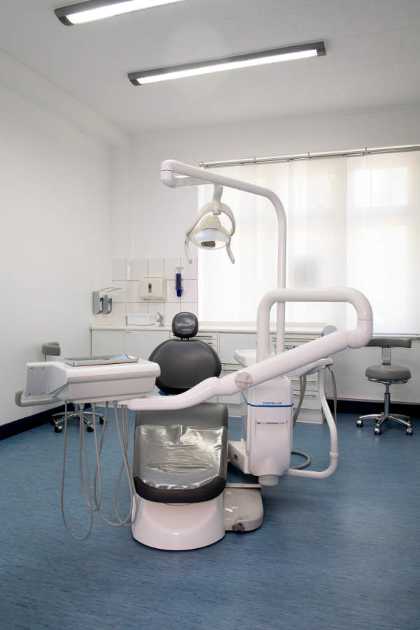 Zahnarzt Dr. Klaus-Uwe Kaufhold | Praxis