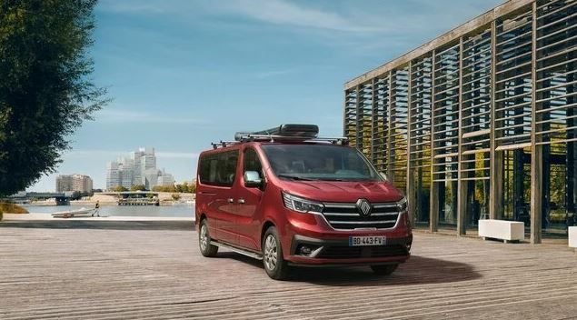 Renault Trafic rouge