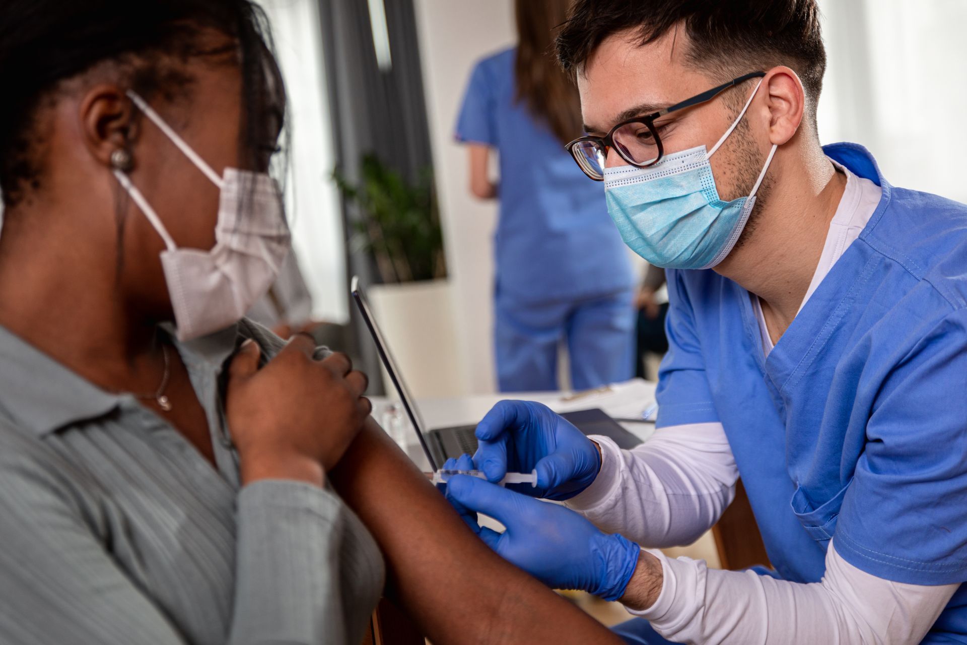 Administration d'un vaccin Covid