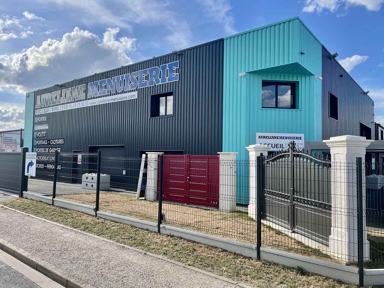 Batiment d'aurélianne menuiserie ve de dehors