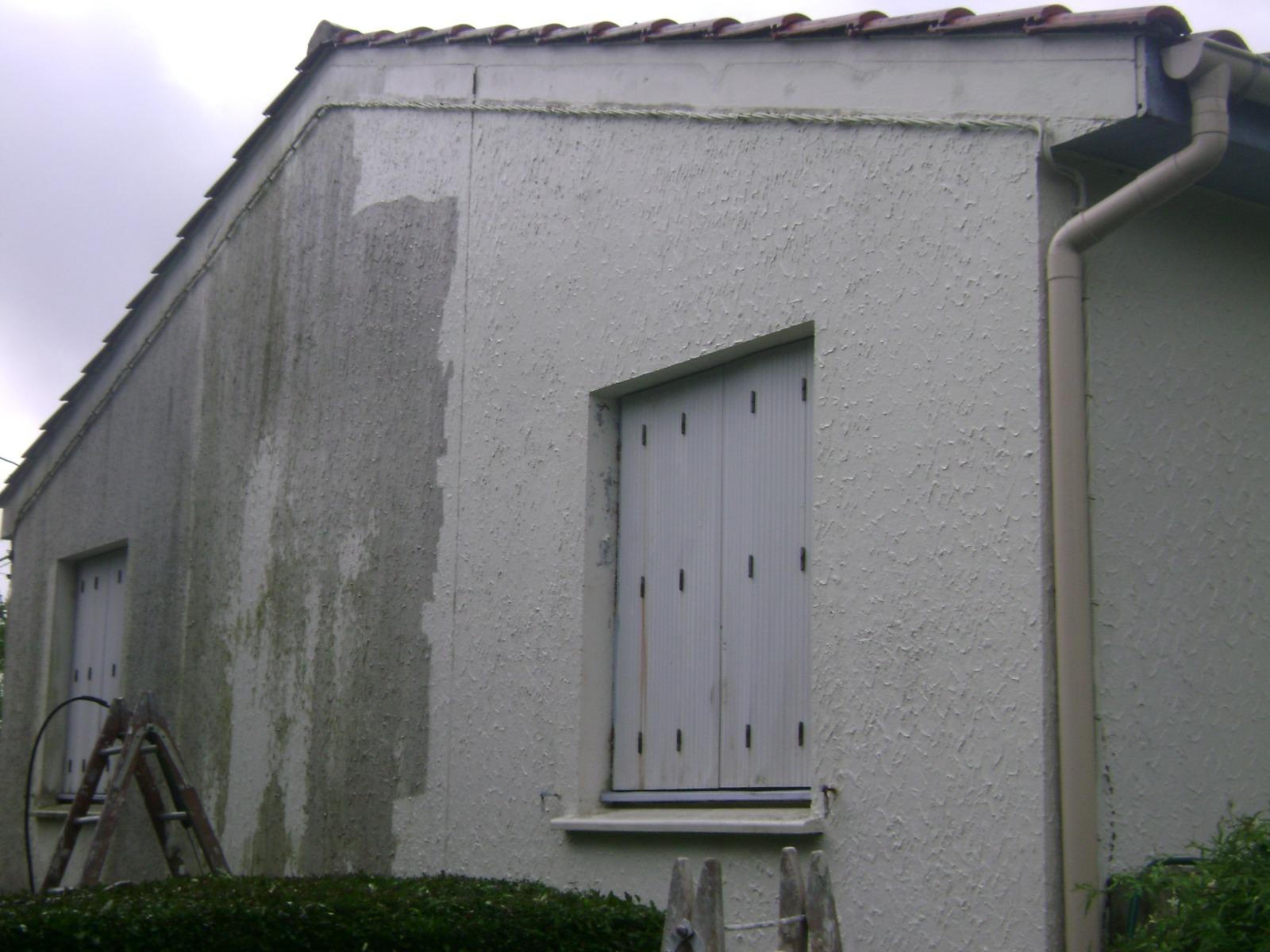 Travaux de ravalement de façade en cours