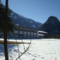 Schulhaus Chrümig, Wimmis, Heizung