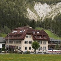 Schulhaus Kandersteg, Heizung