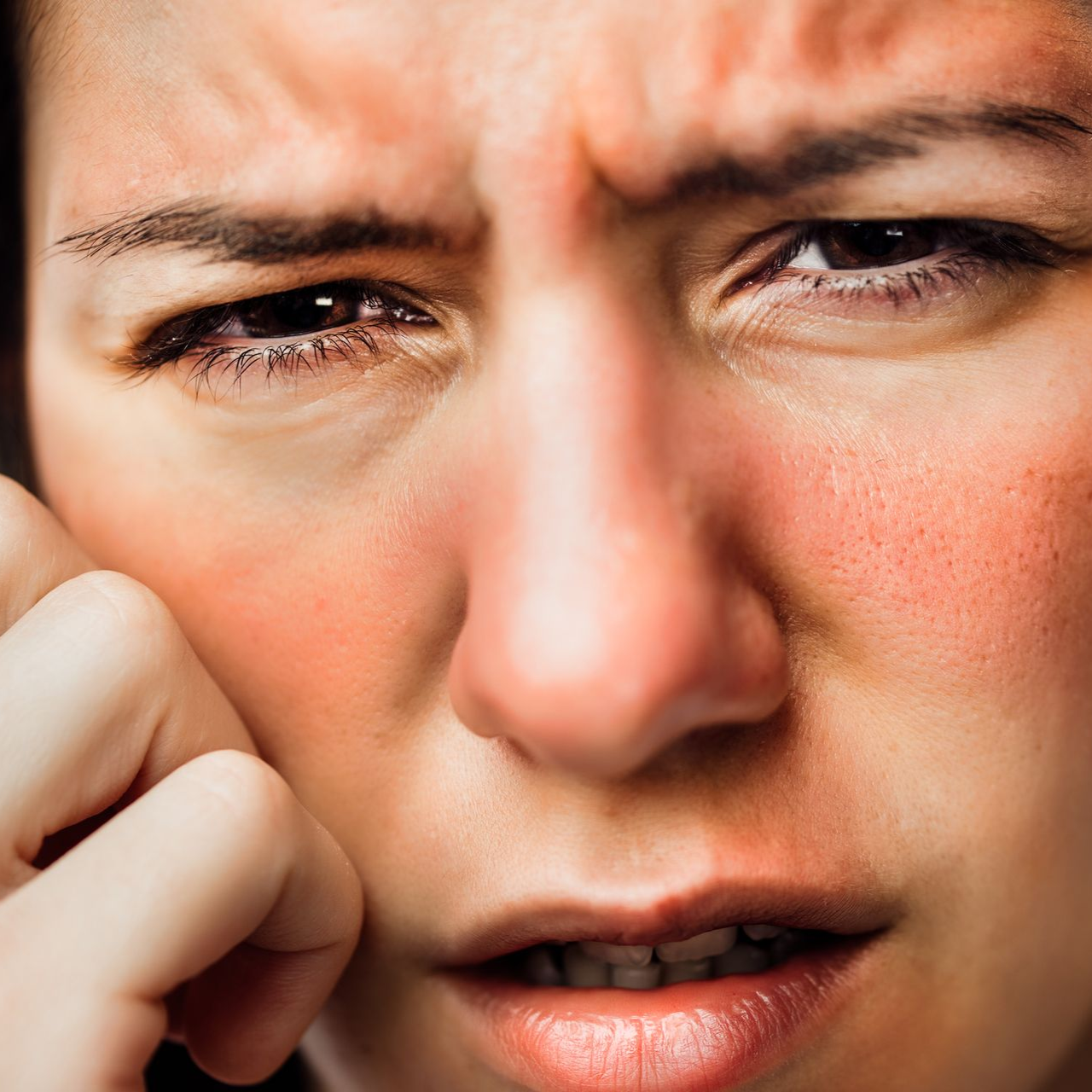 Sensitive Antiredness Therapy
