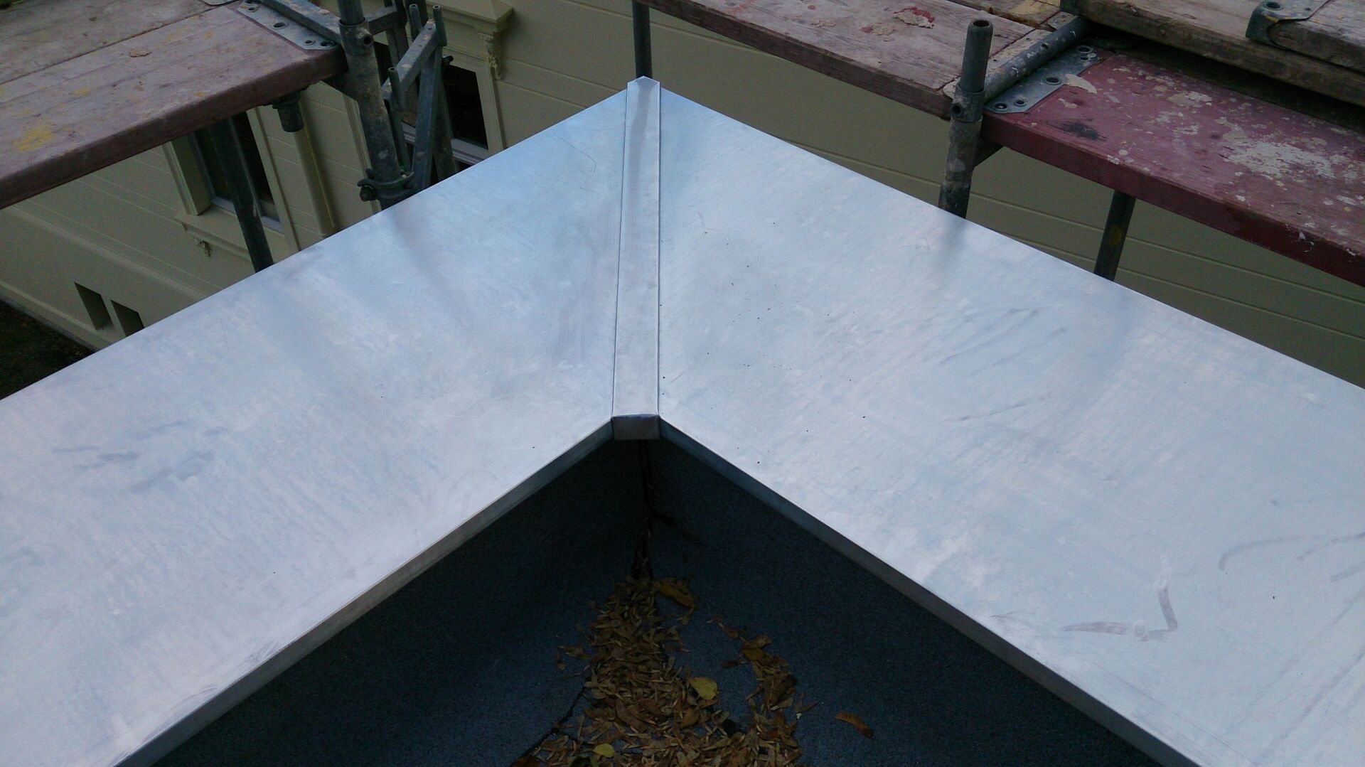 Metallgeländer am Balkon