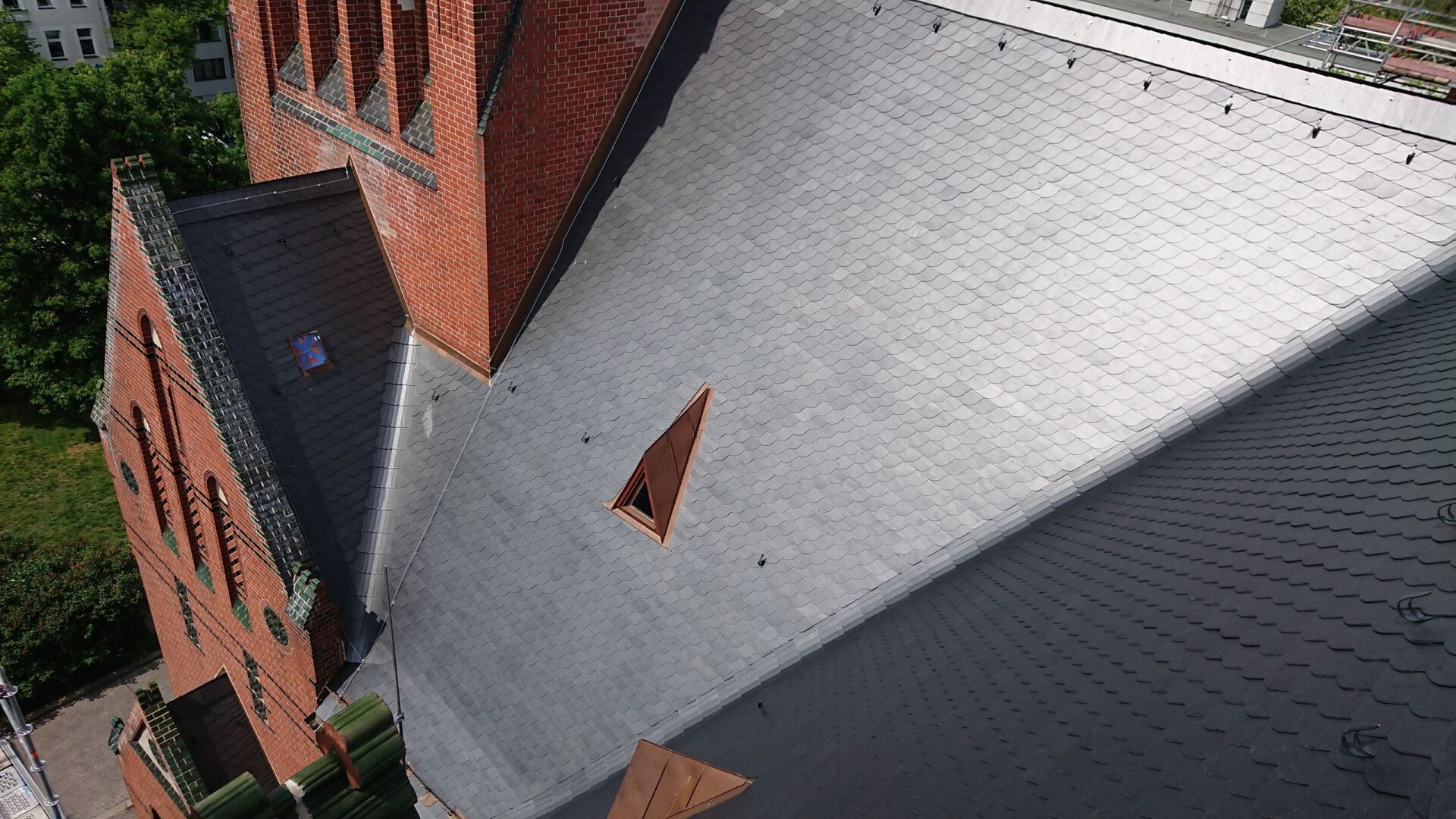 Blick aufs Kirchendach