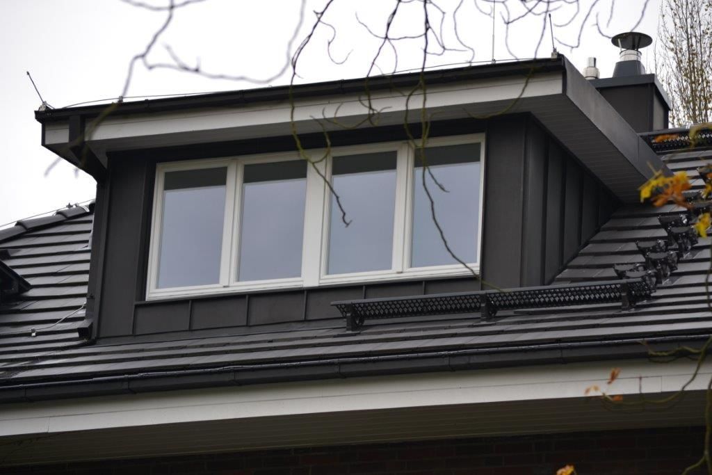 vier Dachfenster