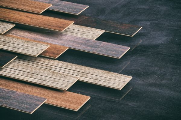 verschiedene Holzböden