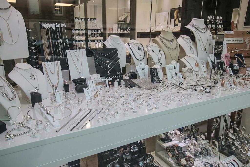 Un grand choix de bijoux
