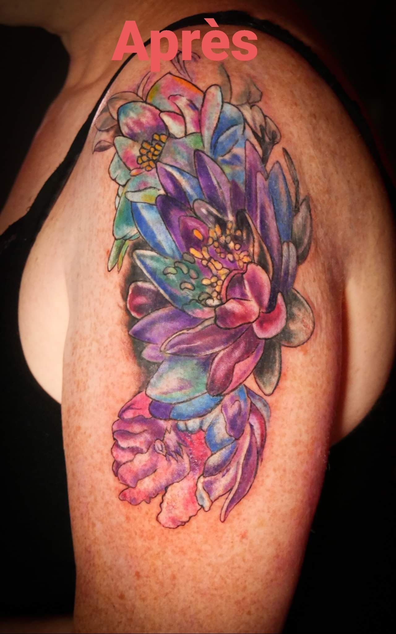 Recouvrement de tatouage après : style floral