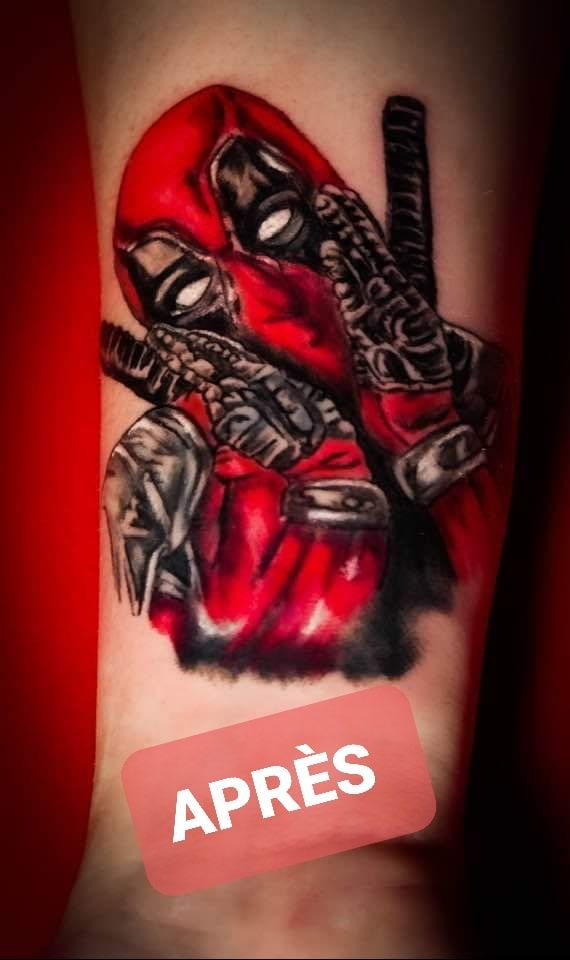 Après le recouvrement de tatouage