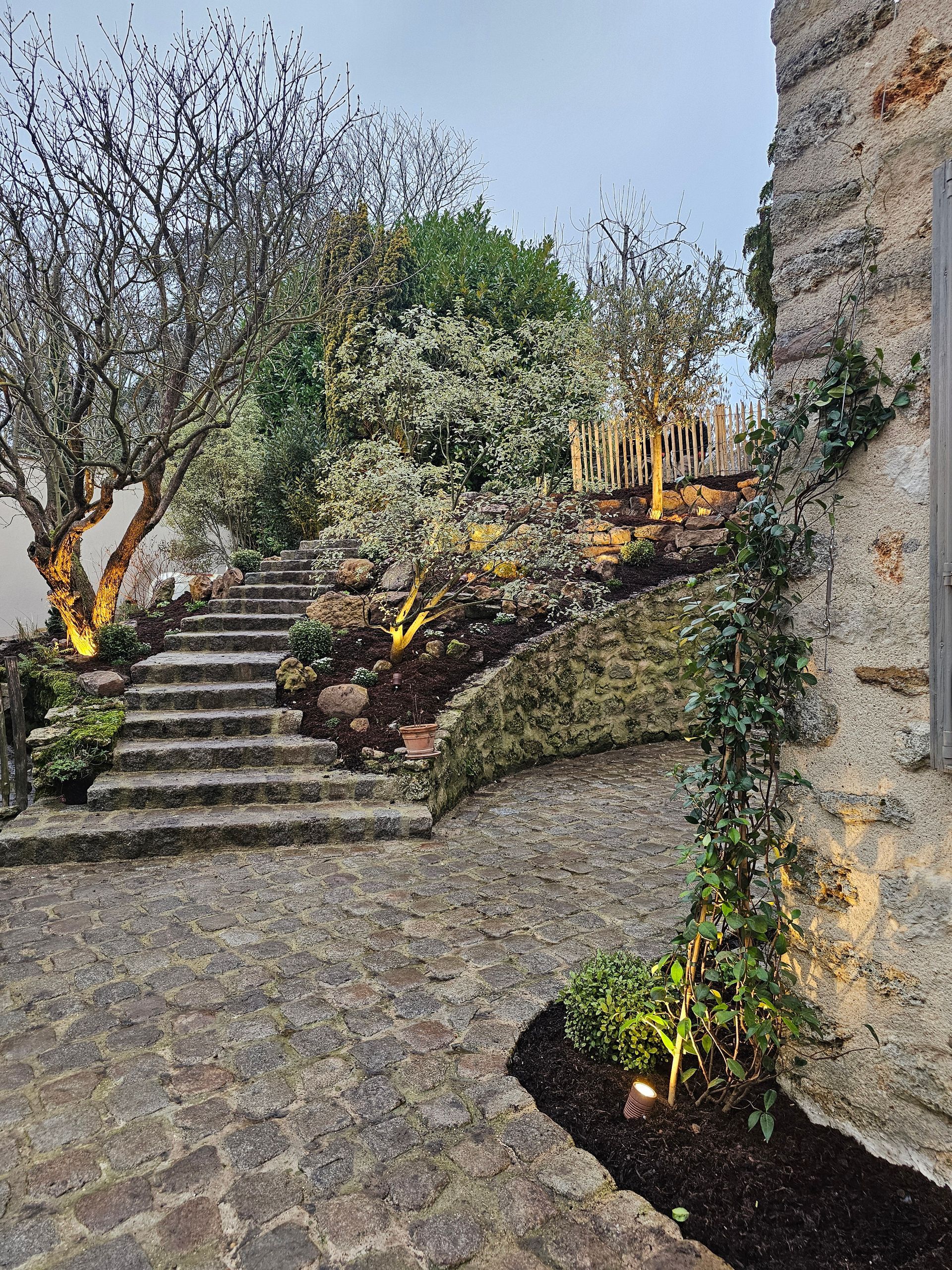 Escalier extérieur aménagé