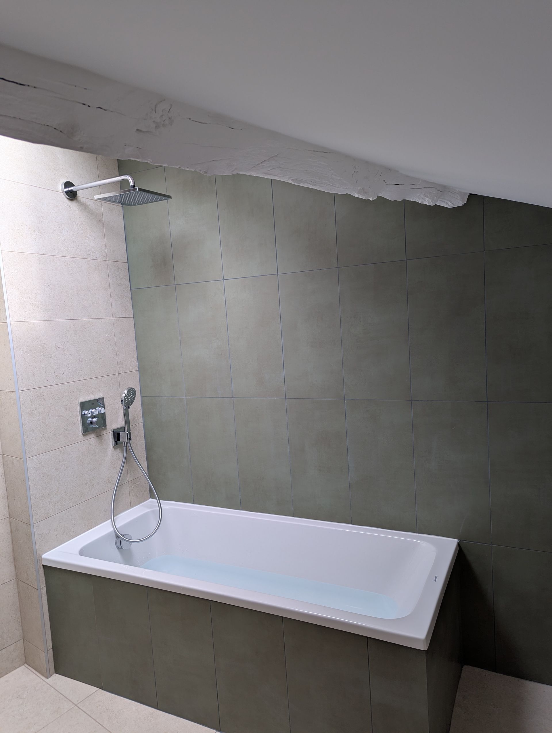 rénovation salle de bain clé en main, photo après sur Vaux en Beaujolais