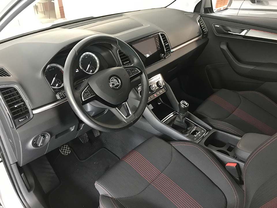 Poste de conduite du Skoda Karoq