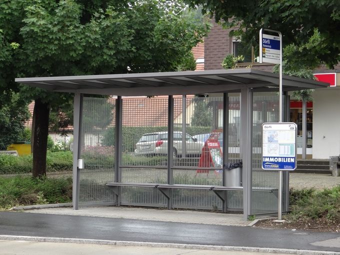 Buswartekabine Kestenholz