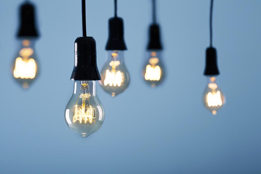 électricité - électricien - ampoules - lumière - design - décoration - éclairage
