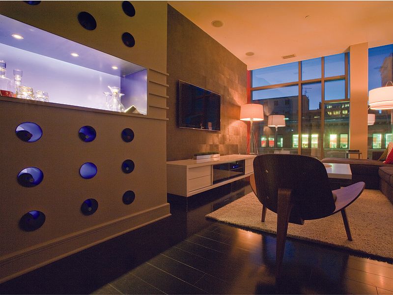 Salon connecté avec Tv au mur