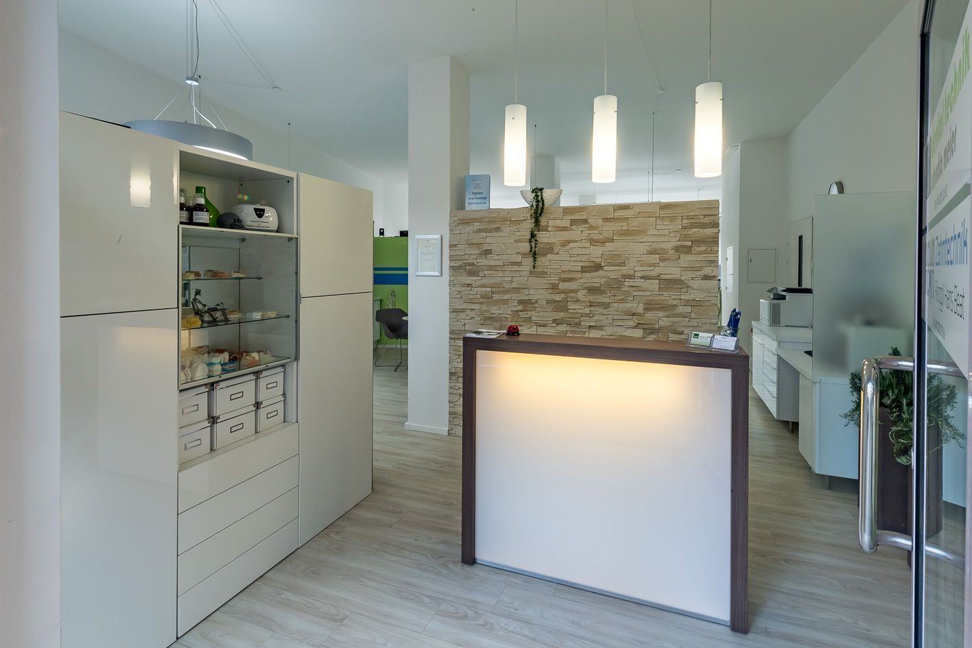 Labor für Zahntechnik - dental technik claudia meier in Kriens