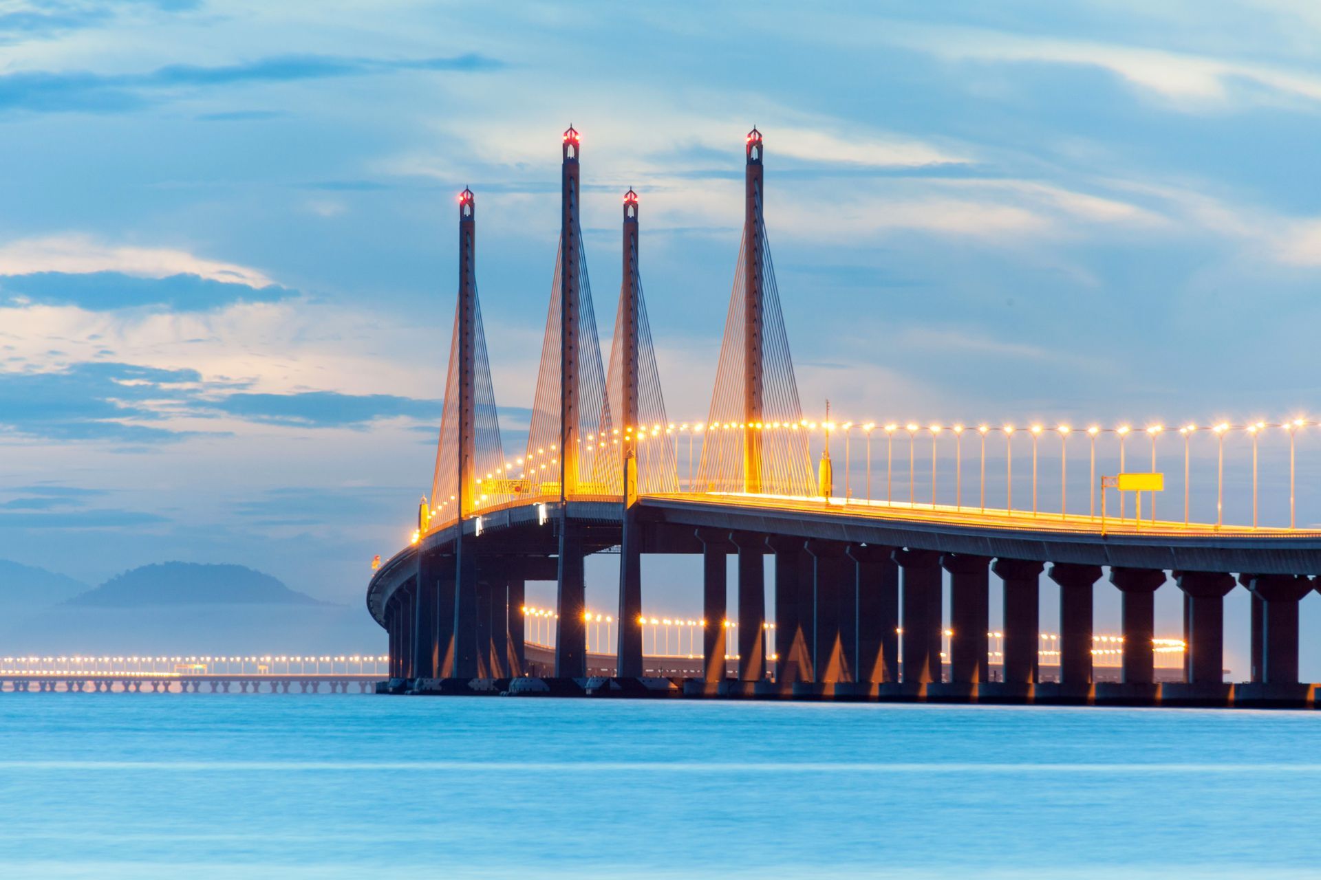 Pont de Penang illuminé