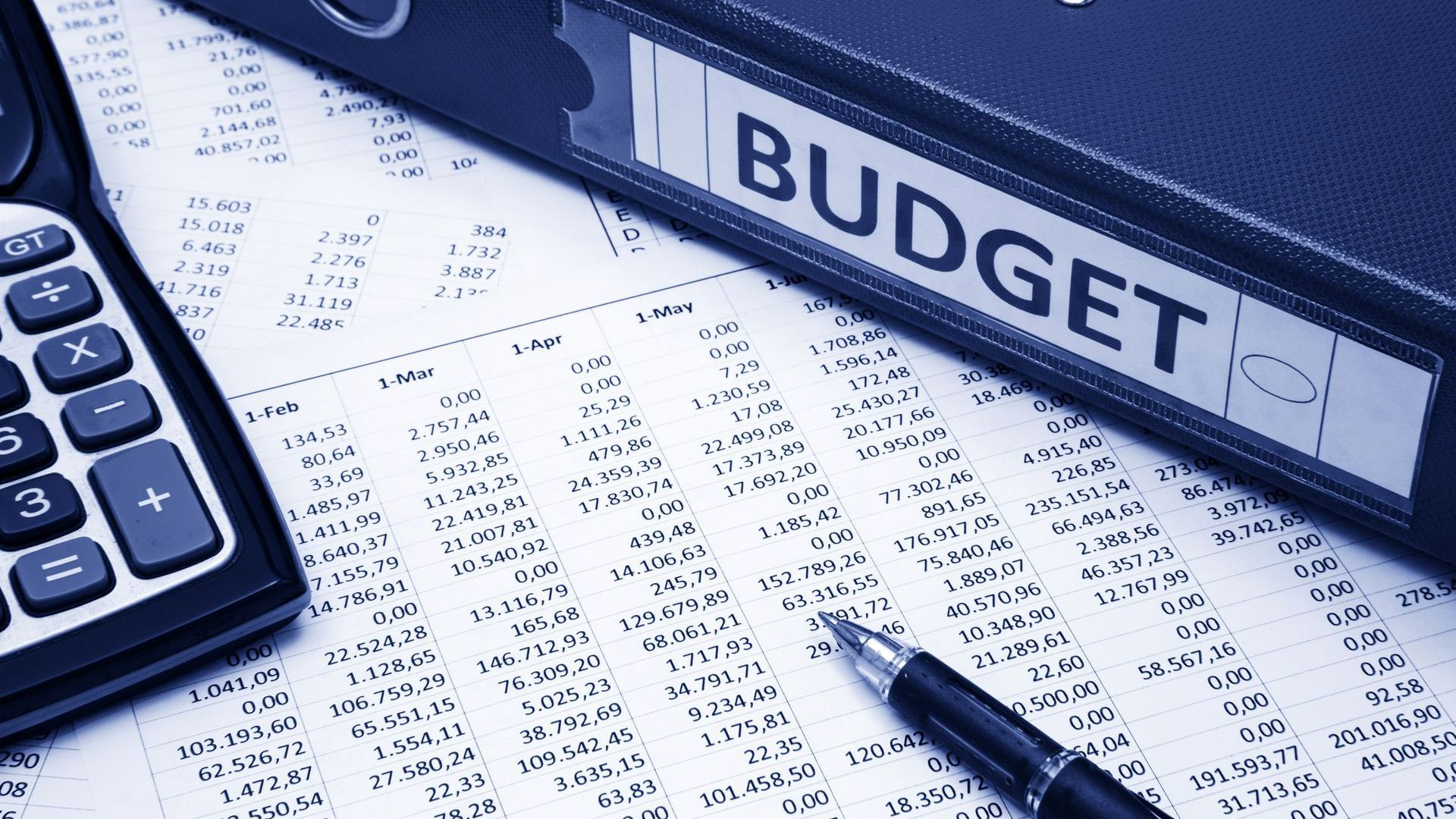 Classeur de budget avec calculatrice et feuille de calculs