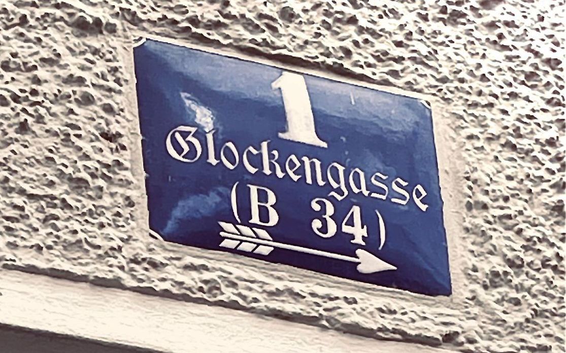 Herzlich Willkommen bei Kanzlei Krebs - Martin Krebs | Weißgerbergraben 13, 93047 Regensburg | Telefon: 0941 - 28458 | E-Mail: mail@kanzlei-krebs.de
