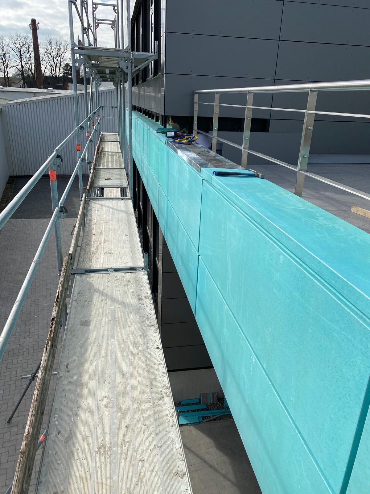 Umrandung eines Daches