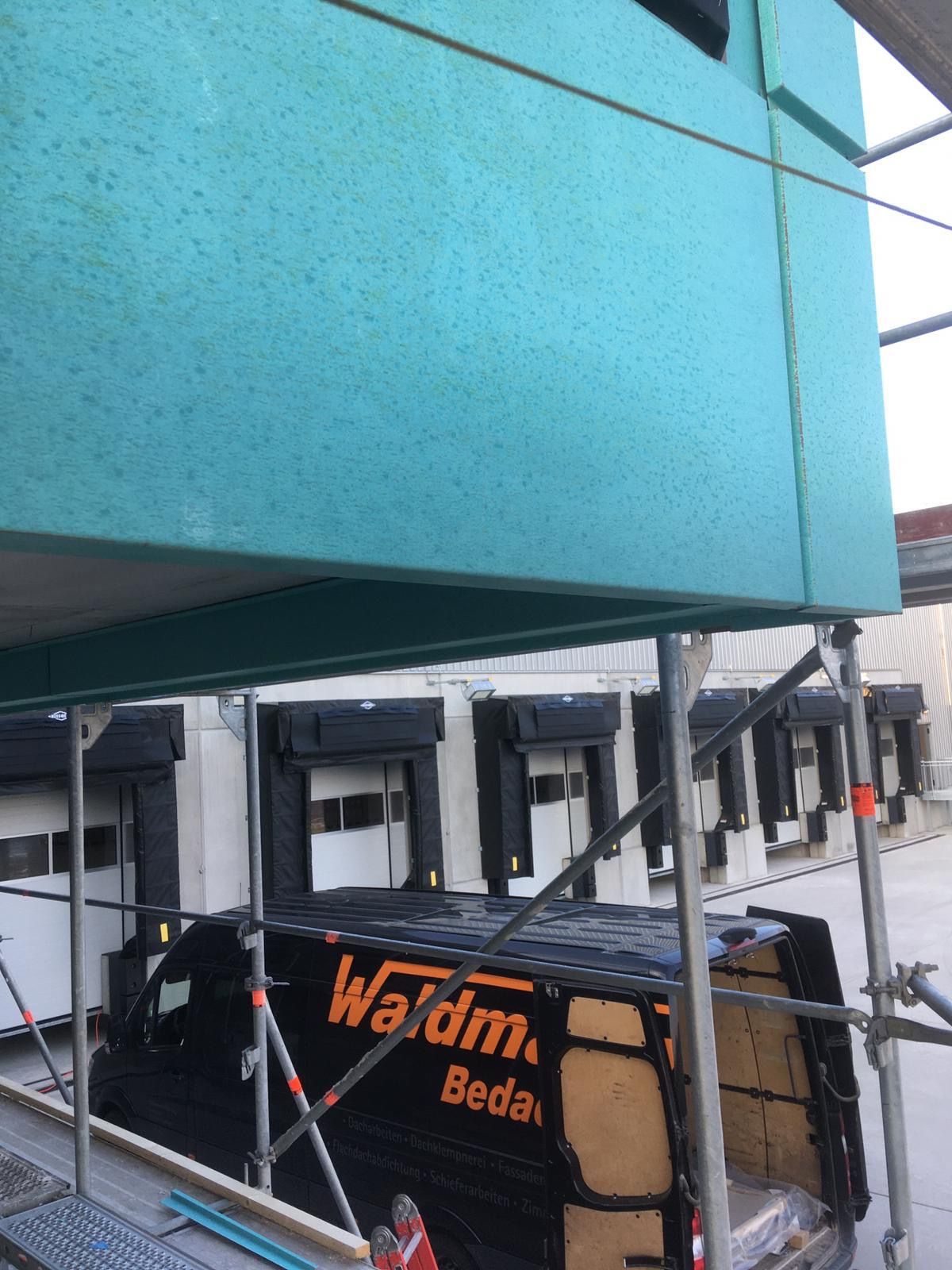 Baugerüst an einem Gebäude