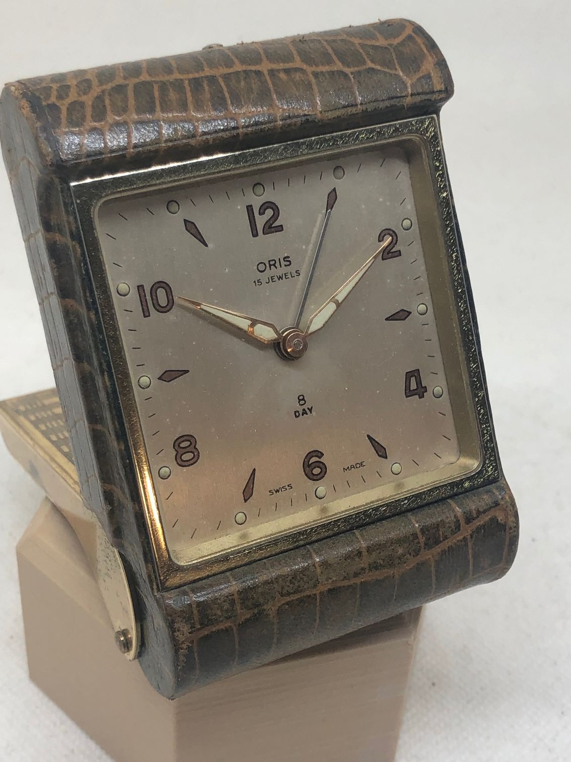 Une montre de la marque ORIS.