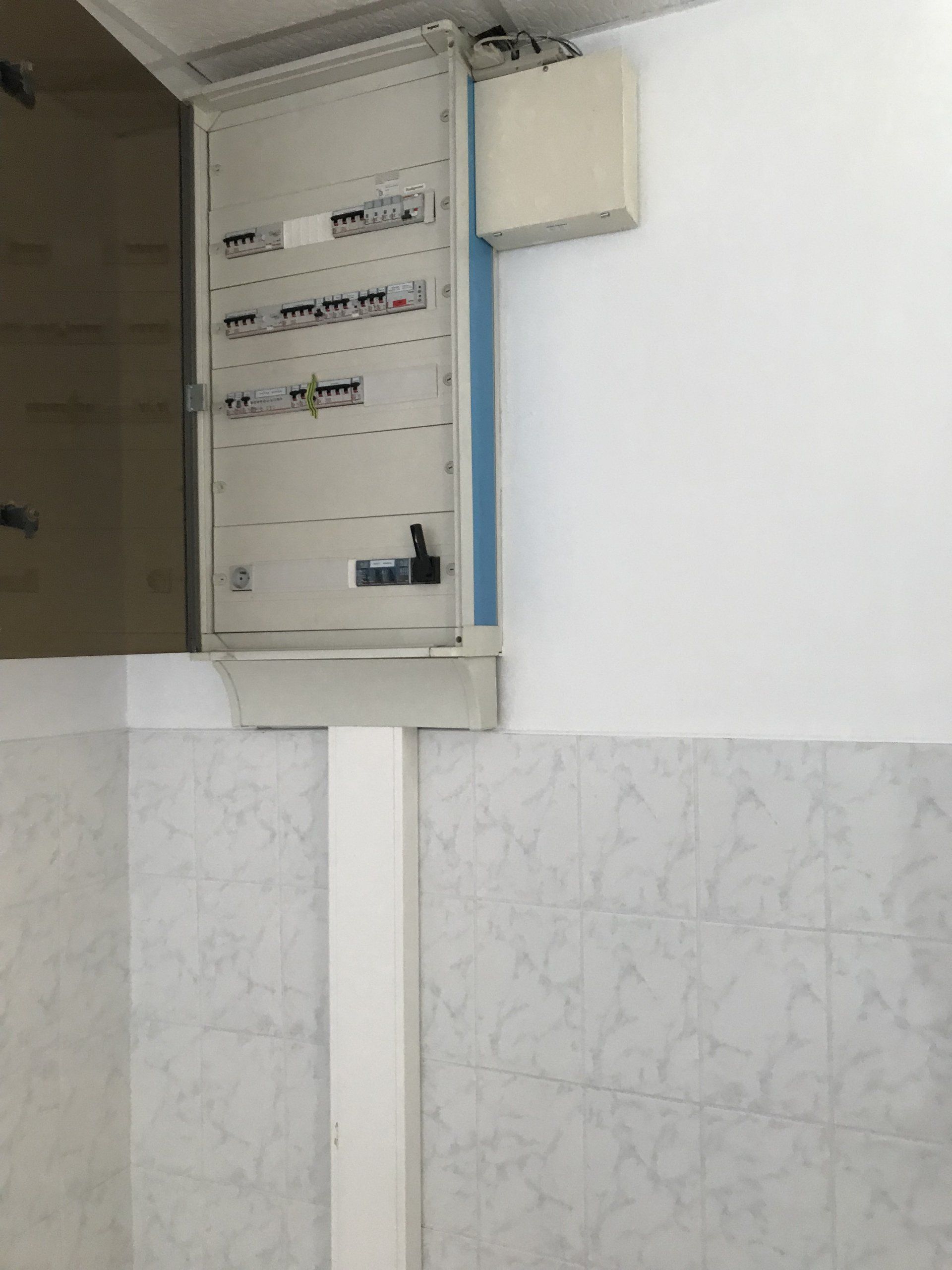 Travaux de chauffage et d'électricité