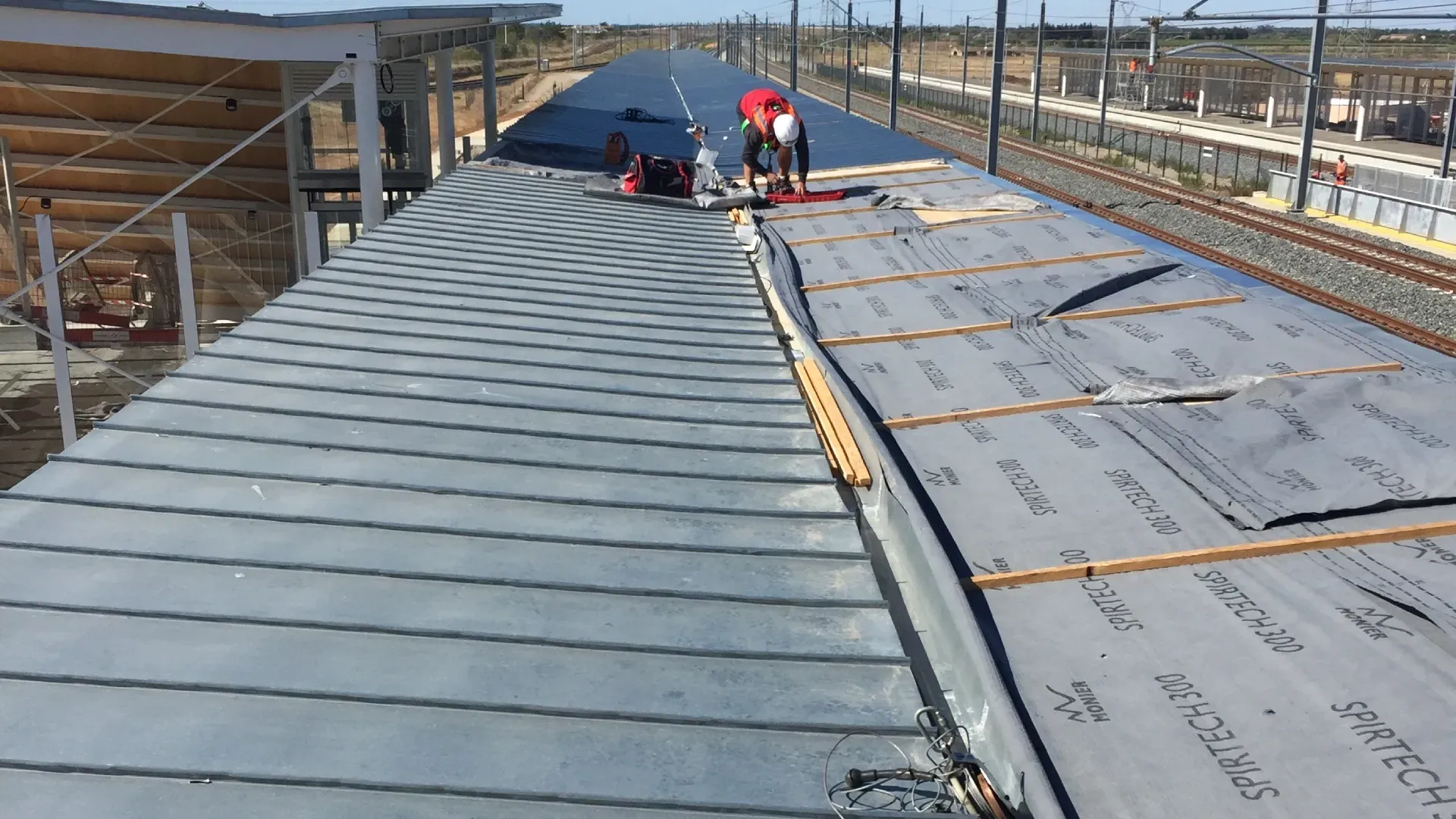 Isolation et pose d'un toit en zinc