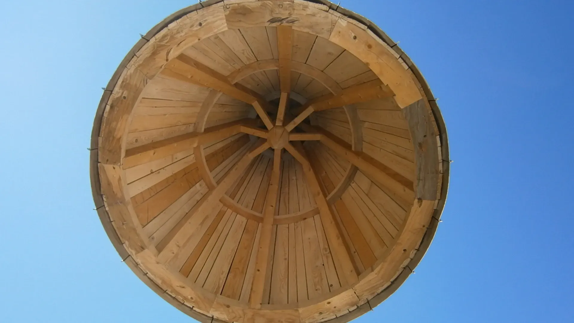 Charpente d'une tour