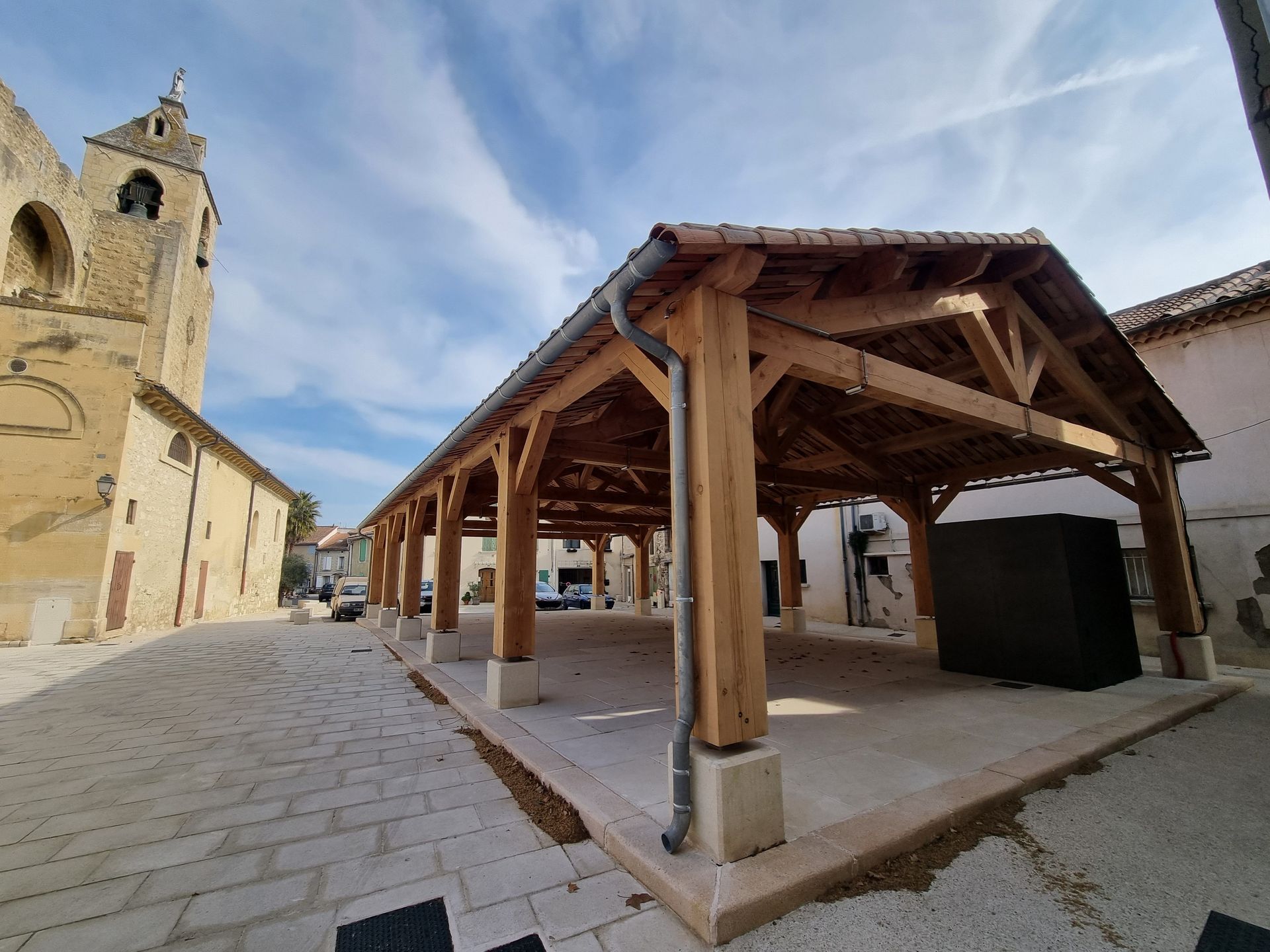 Charpente d'un préau public