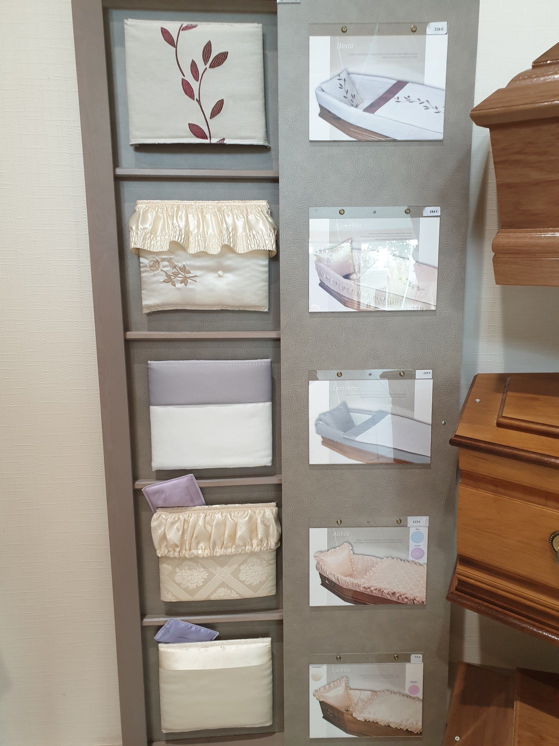 Tissus pour cercueil