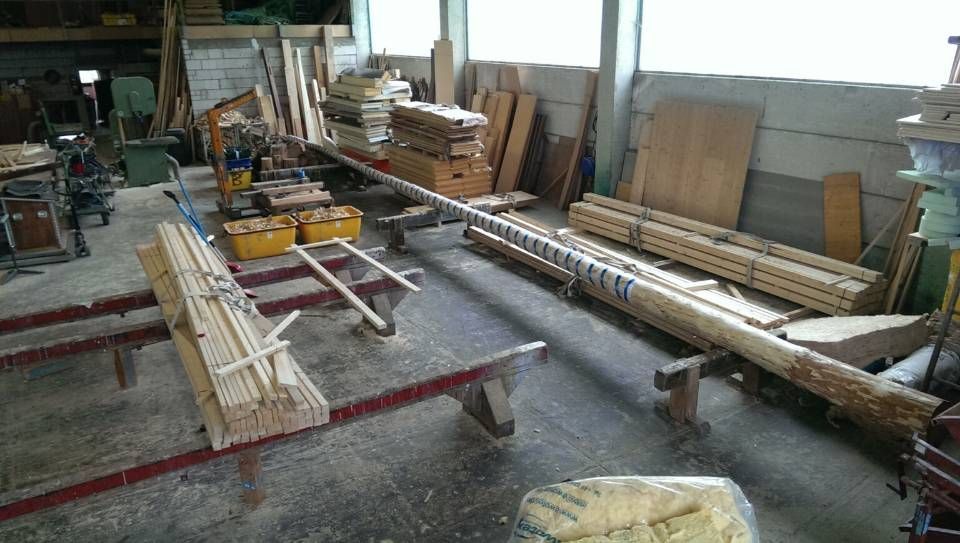 Maibaum von Thomas Bier Zimmergeschäft