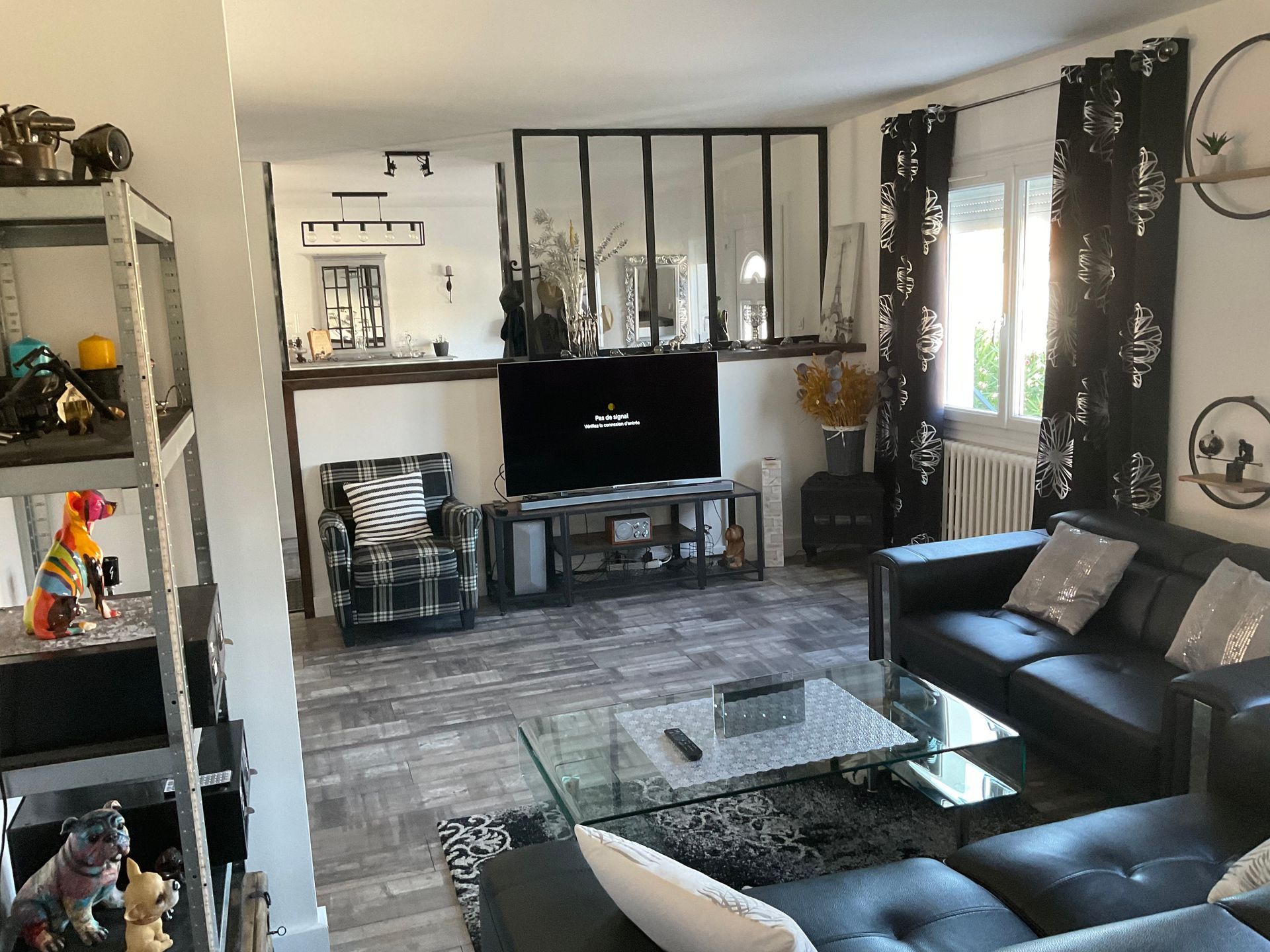 Adhésif mobilier - avant