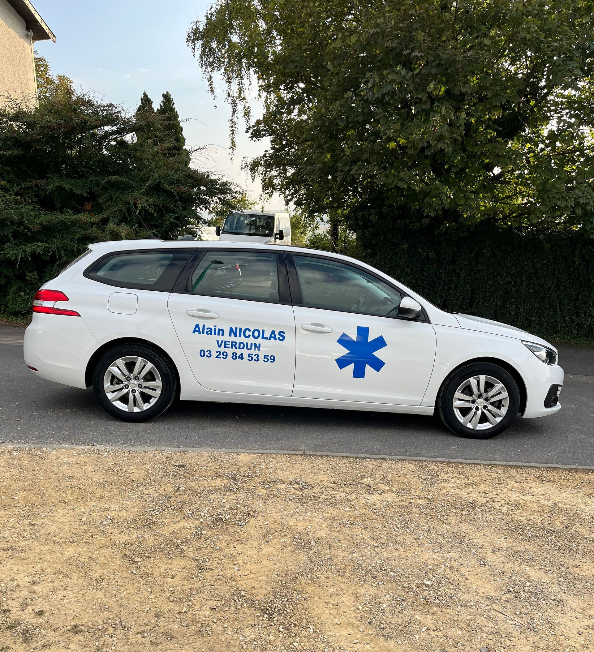 Véhicule Sanitaire Léger