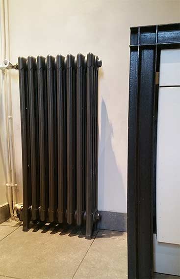 Radiateur noir