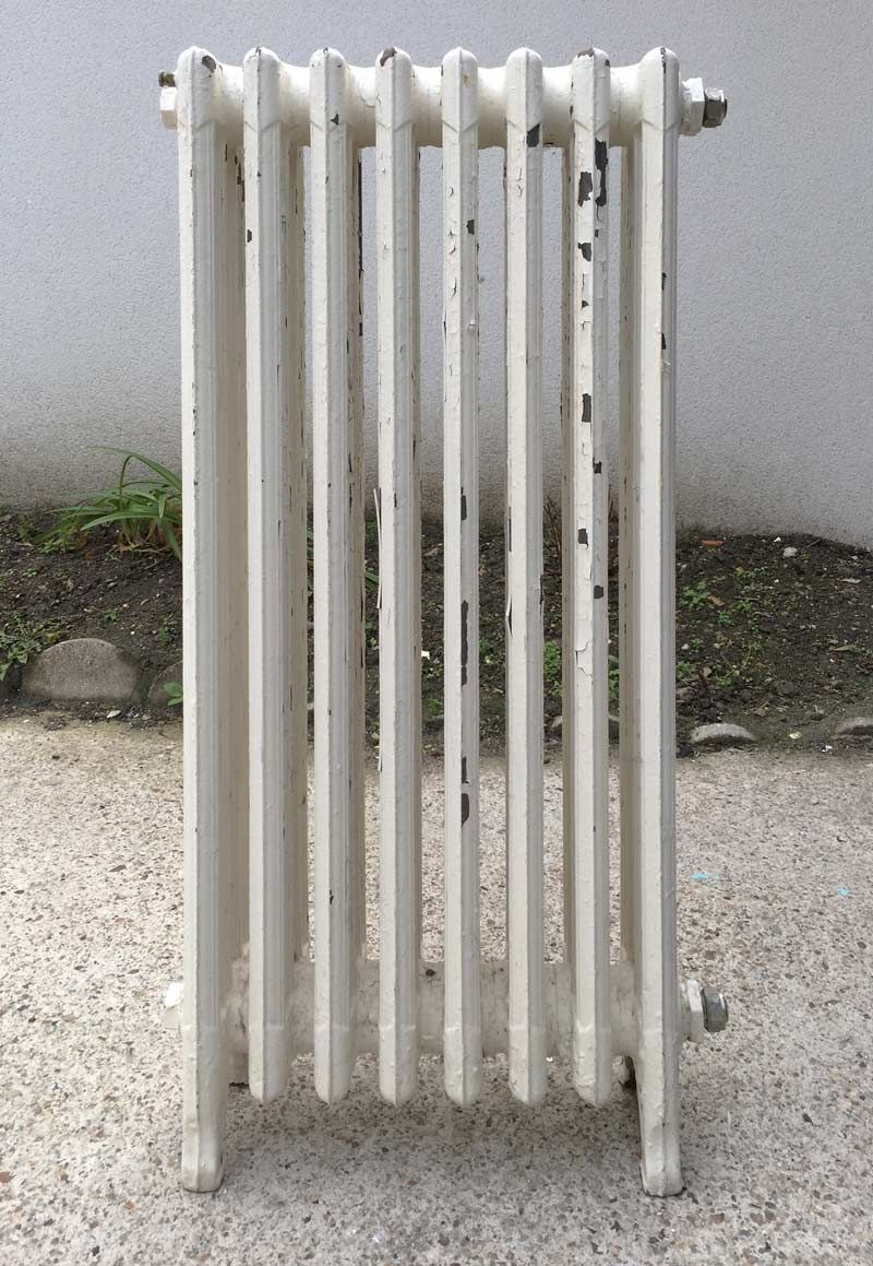 Radiateur ancien blanc