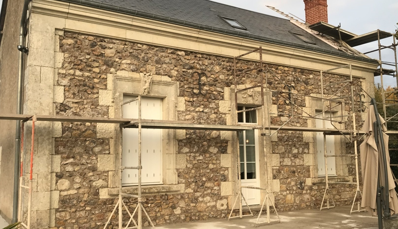Rénovation d'une façade en pierre
