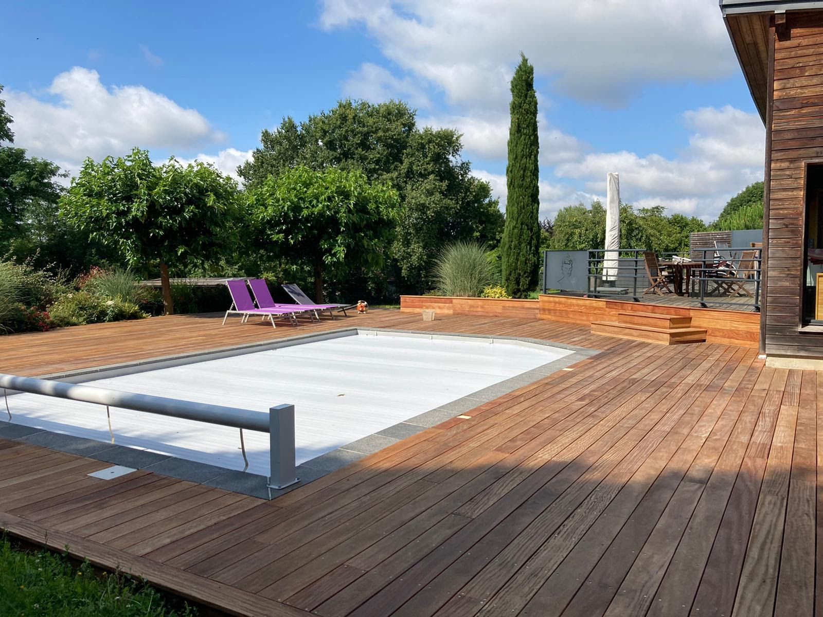 Terrasse bois exotique pour piscine à Biganos