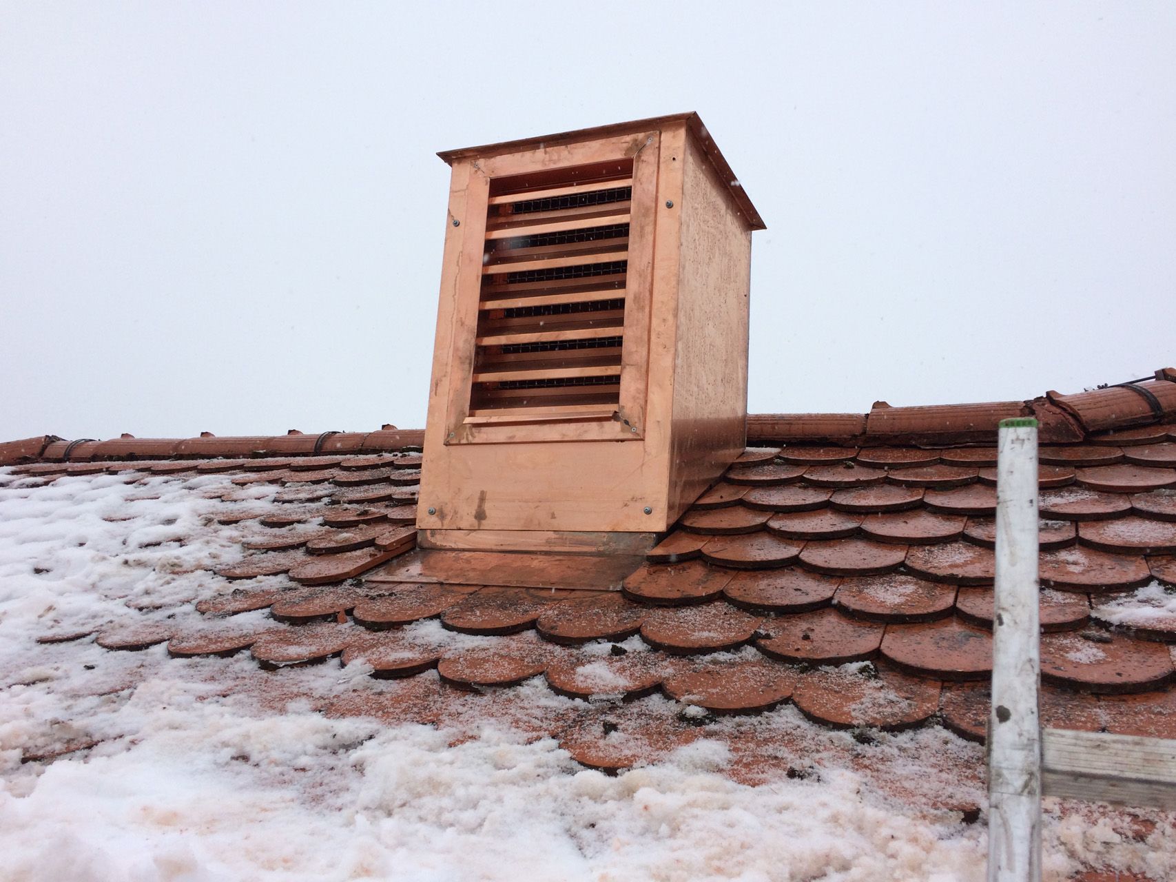 Aufzugs- und Schachtentrauchung