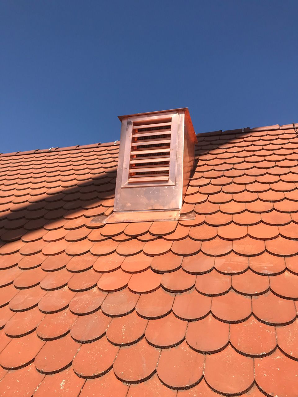 Aufzugs- und Schachtentrauchung