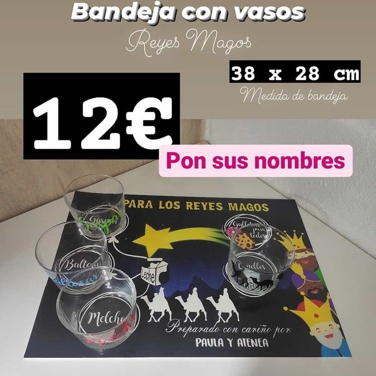 A sign that says bandeja con vasos reyes magos